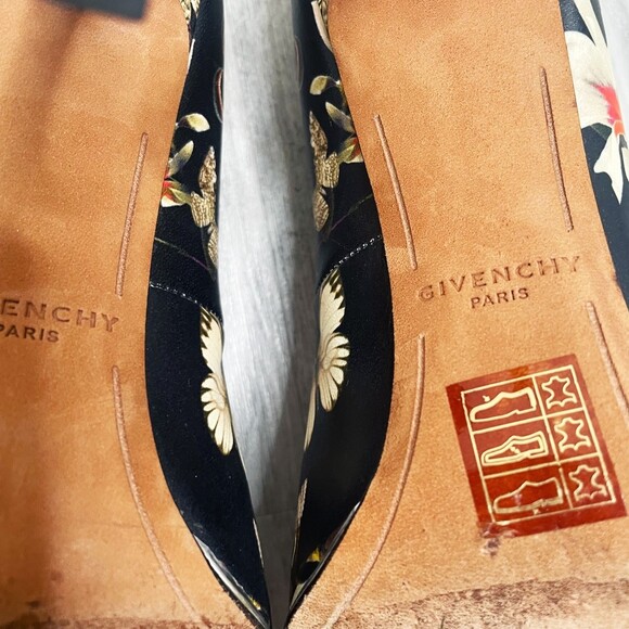 Givenchy Black Floral Leather Point Toe Heels - Picture 8 of 10